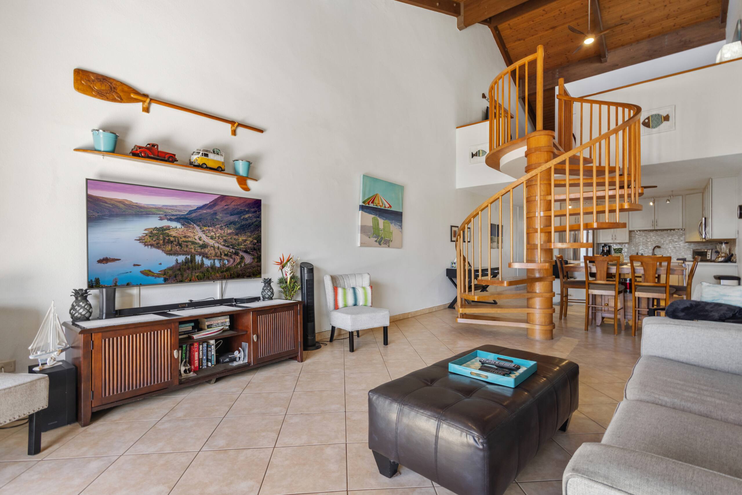 Luxury Aloha Spirit Oceanview Penthouse Sleeps 5 - Image 5