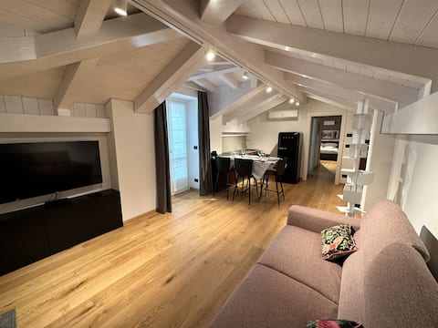 Mansard Apartment D - Affitti Brevi Italia