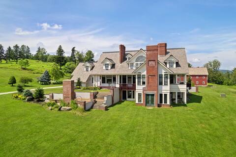 Pastoral 5-BR Estate Minutes to Okemo