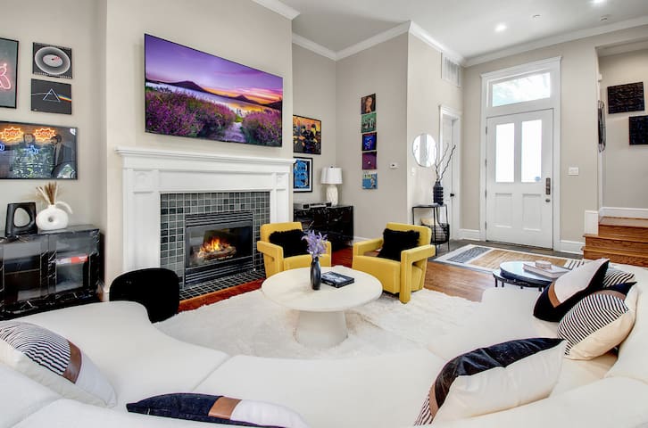 Top Tier Thomas Digs