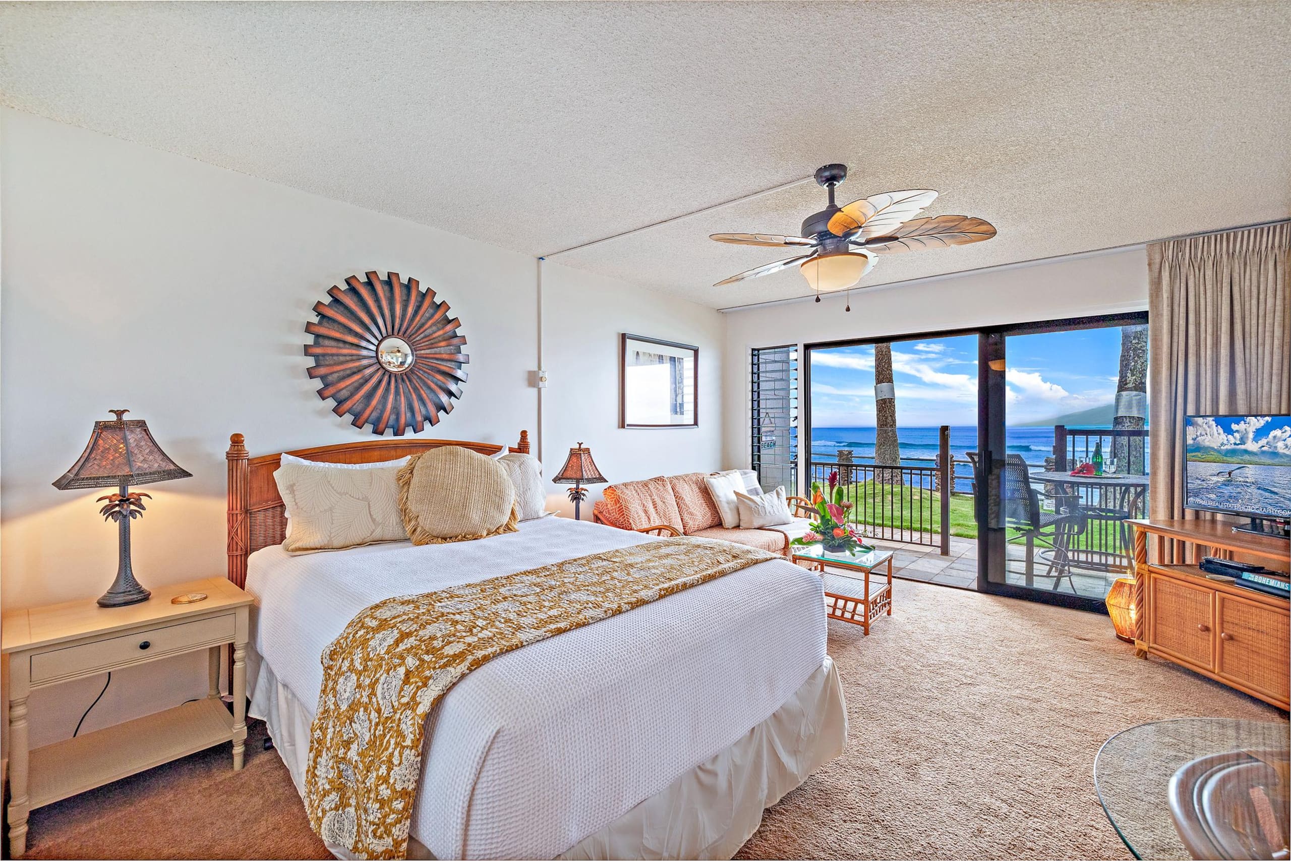 Condo in Lahaina · ★4.96 · 1 bedroom · 2 beds · 1 bath - Image 16