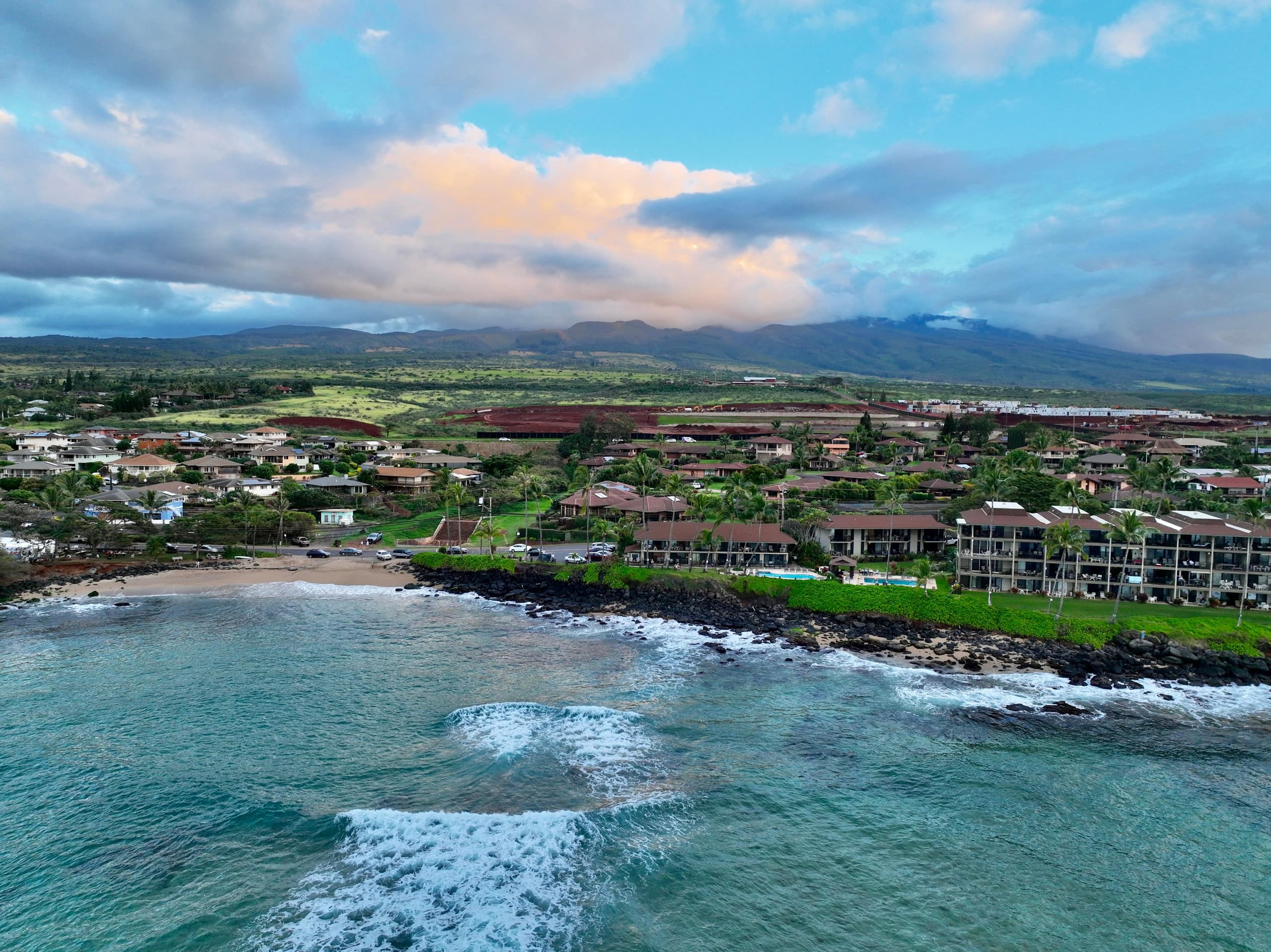 Condo in Lahaina · ★4.96 · 1 bedroom · 2 beds · 1 bath - Image 37