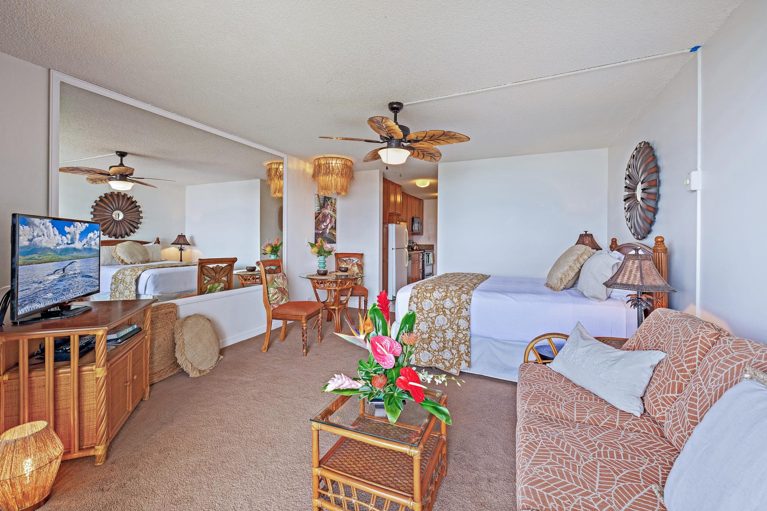 Condo in Lahaina · ★4.96 · 1 bedroom · 2 beds · 1 bath - Image 11