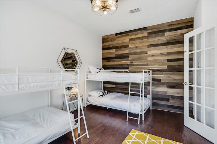 Საძინებელი 4 (დაბლა)