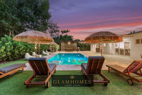 Villa Luxe Modern Retreat w/Pool & Covered Terrace