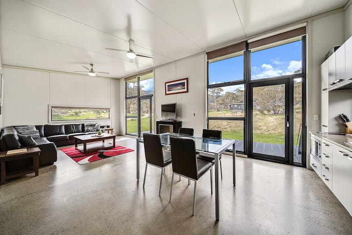 Ecocrackenback Chalet 16 - Perisher Ski Resort