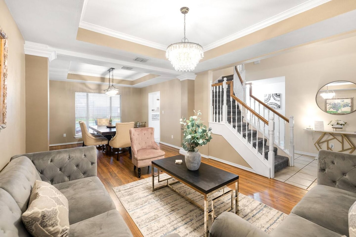 มีสไตล์และสะดวกสบาย: ห้องนั่งเล่นที่สมบูรณ์แบบของคุณสำหรับการพักผ่อนและความสนุกสนาน