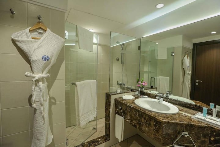 Guest Room Near National Cinema By Luxury Booking - Abu Dhabi