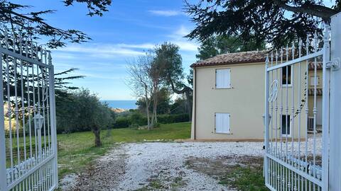 Casale Écru - Sirolo, splendid farmhouse
