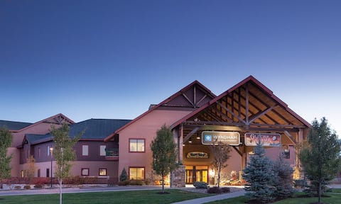 Wyn Glacier Canyon, 2 BR, 8 FREE WaterPark Passes!