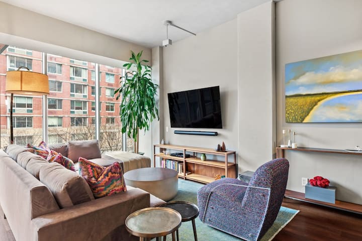 Rove Travel | Highline Terrace | 2BR Chelsea Apt