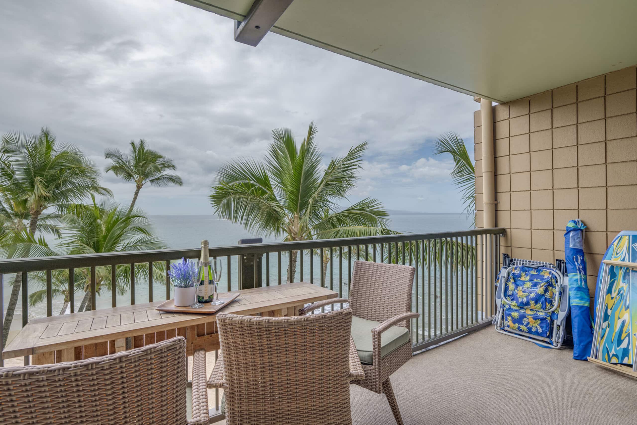 Condo in Kihei · ★4.88 · 2 bedrooms · 2 beds · 2 baths - Image 11