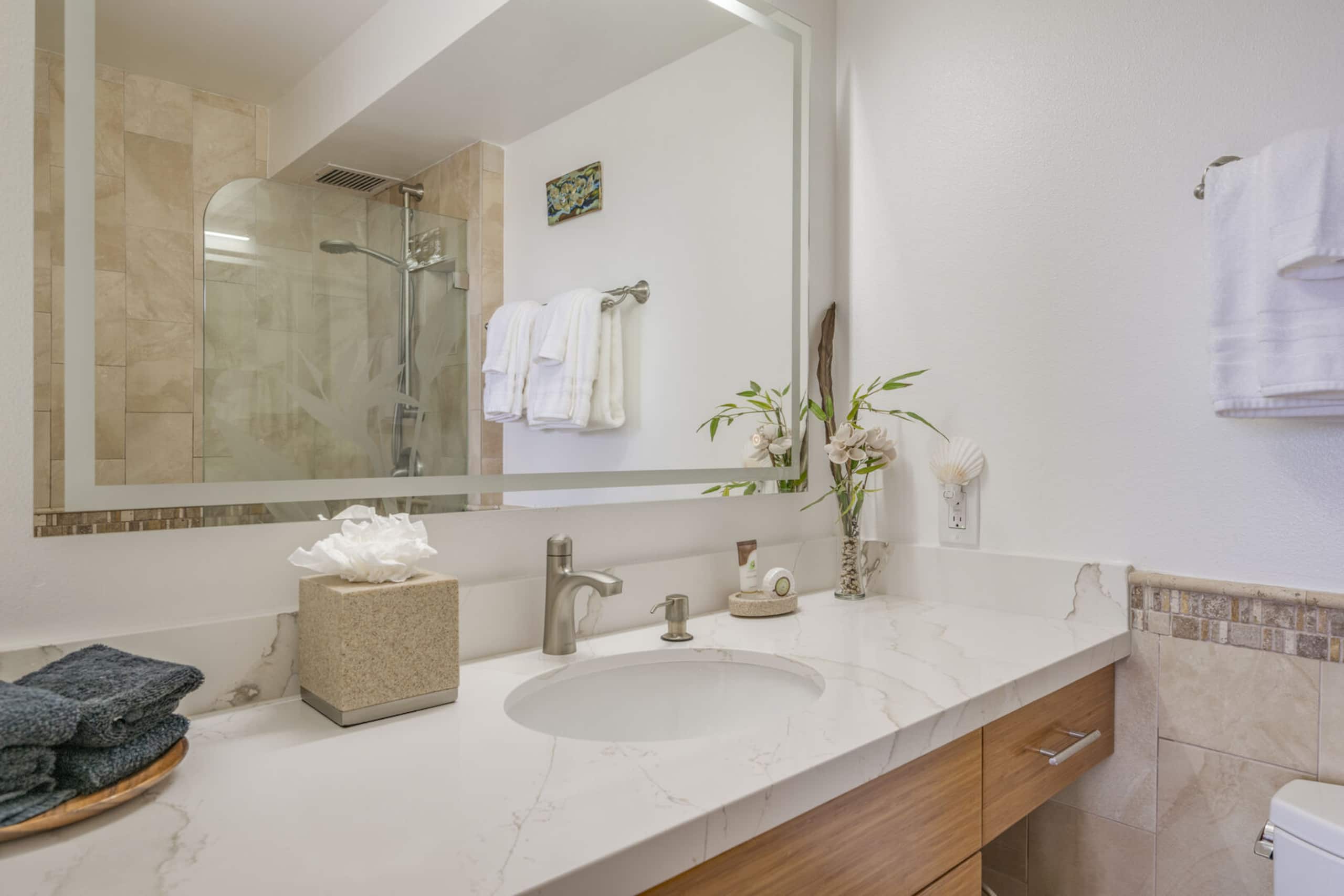 Condo in Kihei · ★4.88 · 2 bedrooms · 2 beds · 2 baths - Image 27
