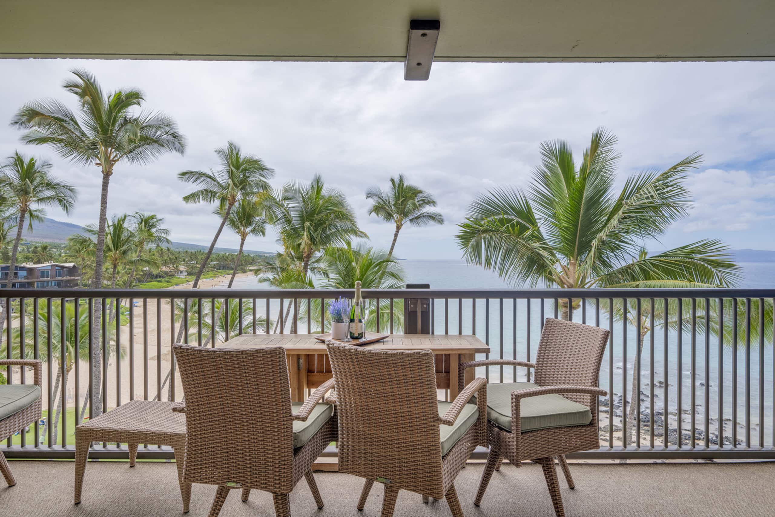 Condo in Kihei · ★4.88 · 2 bedrooms · 2 beds · 2 baths - Image 1