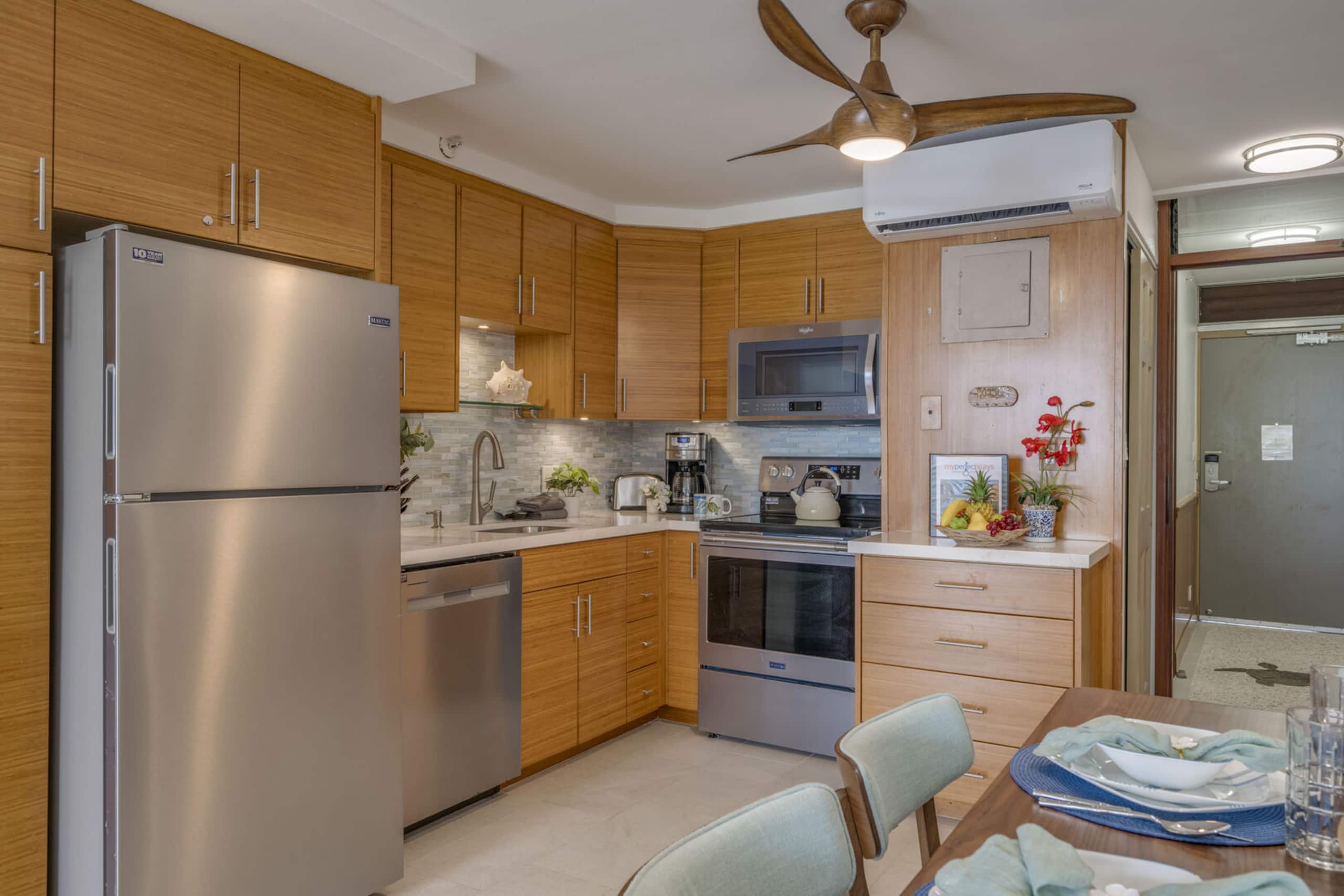 Condo in Kihei · ★4.88 · 2 bedrooms · 2 beds · 2 baths - Image 20