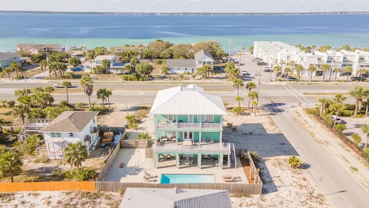 Beautiful Open Concept Home With Private Pool-step - Pensacola Beach, FL
