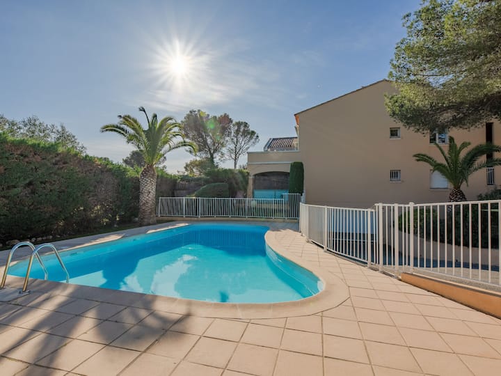 Les Calanques De Boulouris By Interhome - Saint-Raphaël