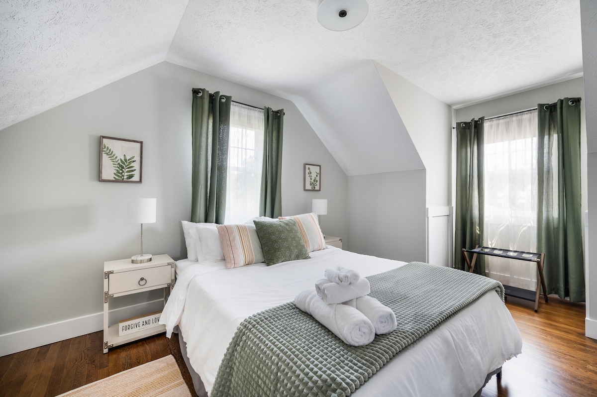 Bedroom #3 on second floor- queen memory foam bed w/ comfy bedding