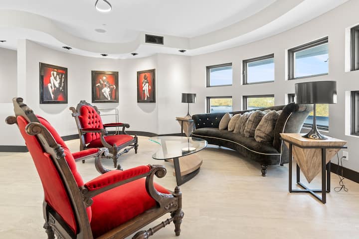 Дневна соба на горниот кат, во близина на спалната соба 4, 5 и 6