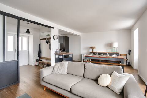 Exceptional view - Private waterfront access