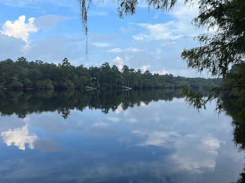 Bell, Fl  3/2 home on Suwannee w/boat ramp