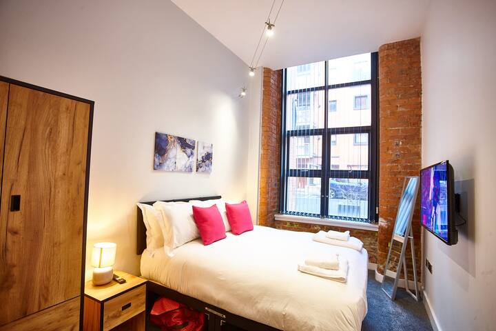 The Aquamarine Suite gallery image 5