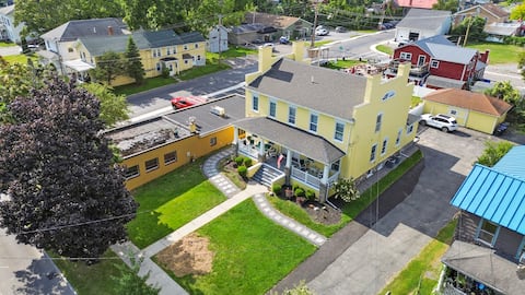 16 Guests | Wedding Venues 5 Mins | Canandaigua