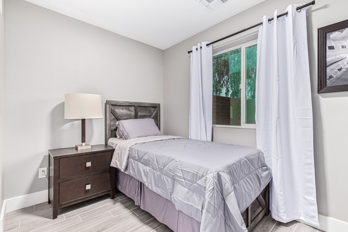 Slaapkamer 9, twee eenpersoonsbedden