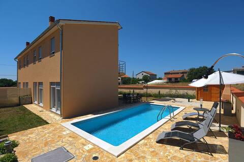 House Villa Ella (V3492-K1)