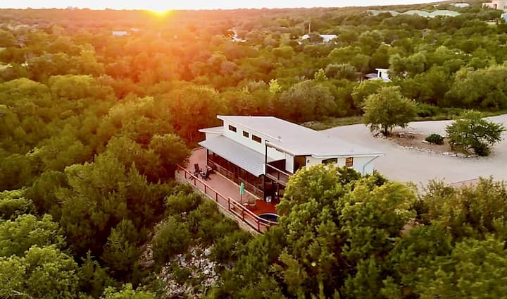 Hilltop Haven, By Wanderin' Star Farms - Dripping Springs, TX