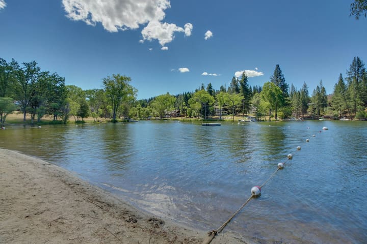 Vacasa Groveland managed Airbnb listing 2