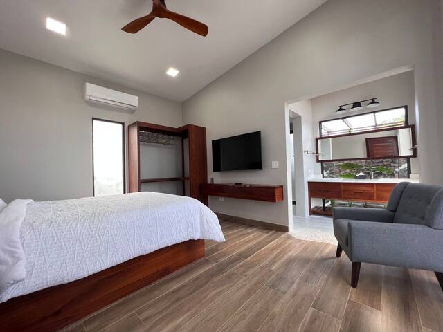 Mountaintop Villa • Full Horizon Views • Villa 15 gallery image 5