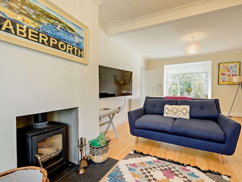 4 Bed in Aberporth (93783)