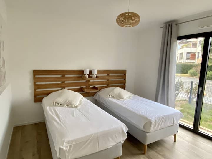 Flaubert 06 - 6 Pers - 3 Chambres - Rez De Jardin - Santa Giulia