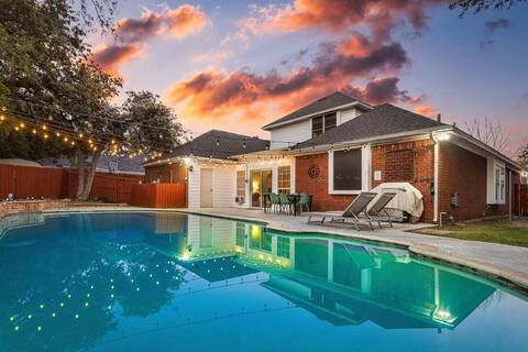 Ridgeway Retreat - 5BD,3BA w Backyard Pool Oasis