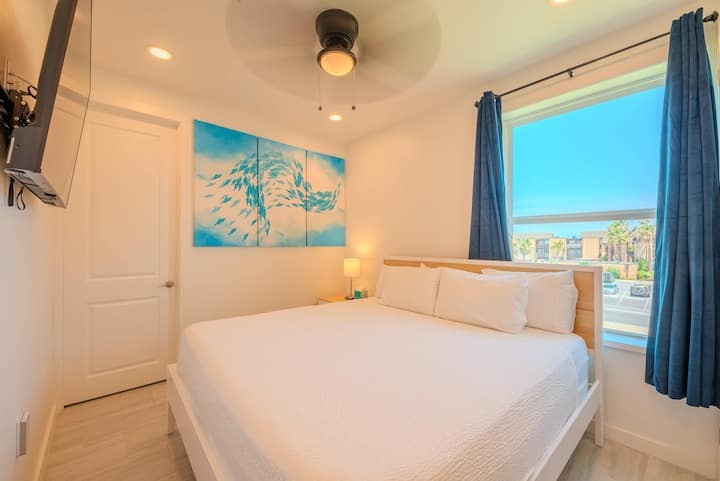 Second bedroom