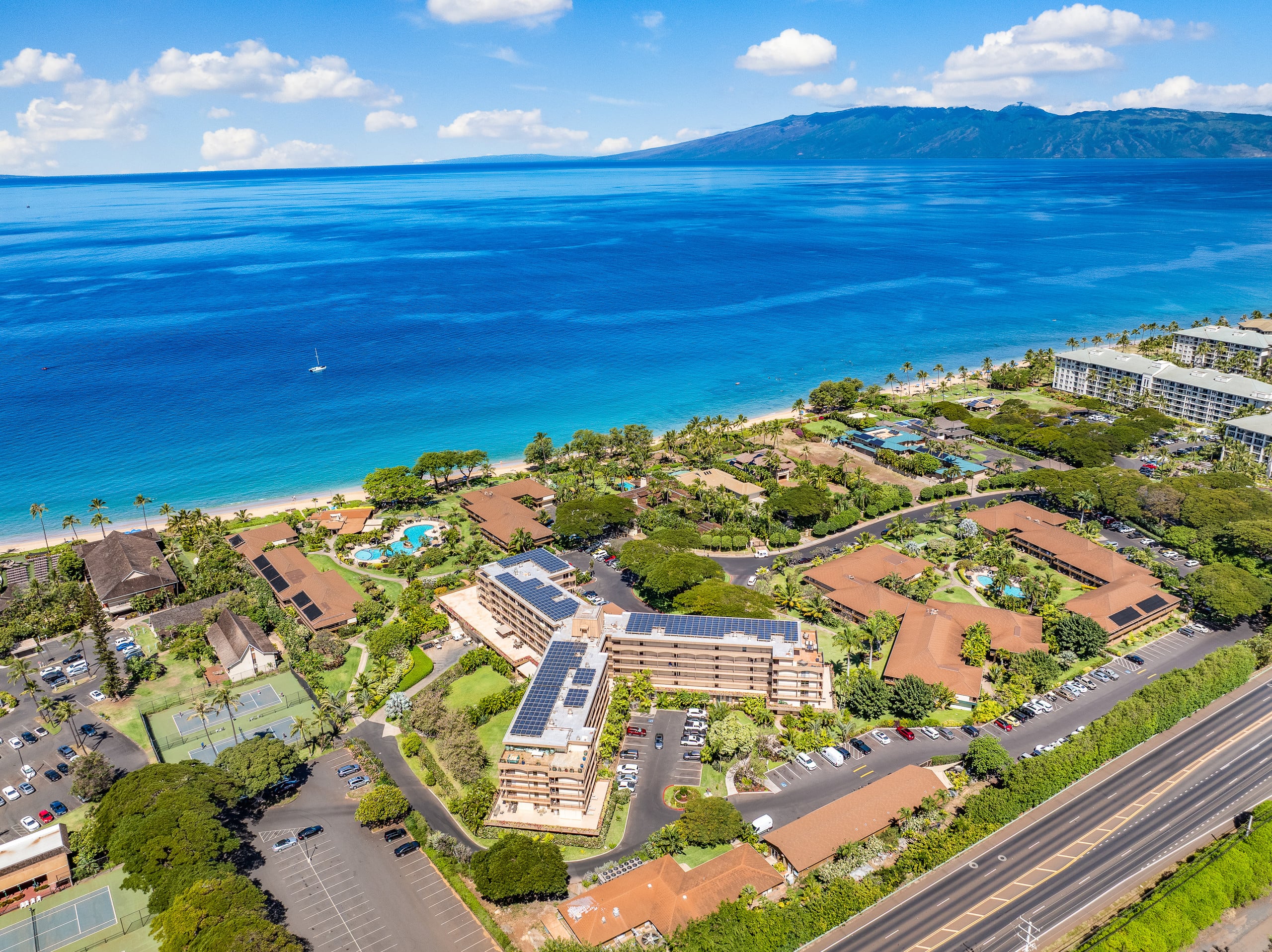Condo in Lahaina · ★5.0 · 1 bedroom · 3 beds · 1 bath - Image 38