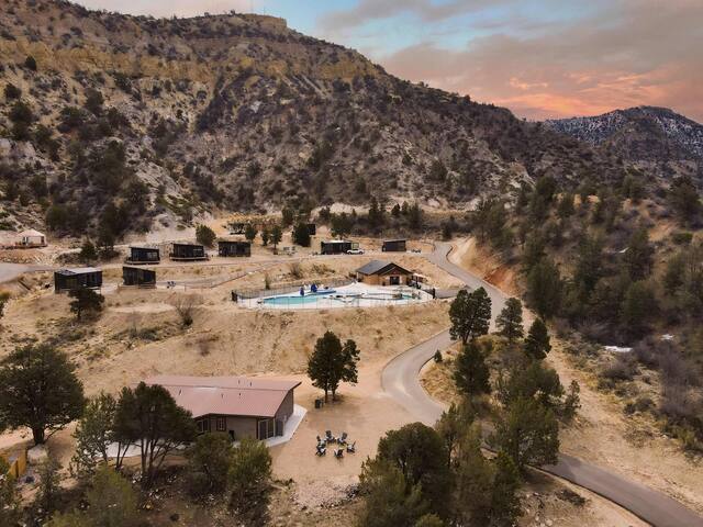 Micah And Jules managed Airbnb listing 2