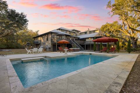 Blackwater Bay Hideaway by AvantStay | Waterfront!