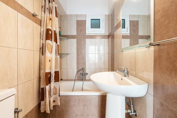 Blue Pearl gallery image 2