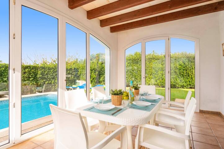 Villa Bini Cinco by Villa Plus gallery image 4