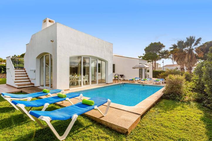 Villa Bini Cinco by Villa Plus gallery image 3