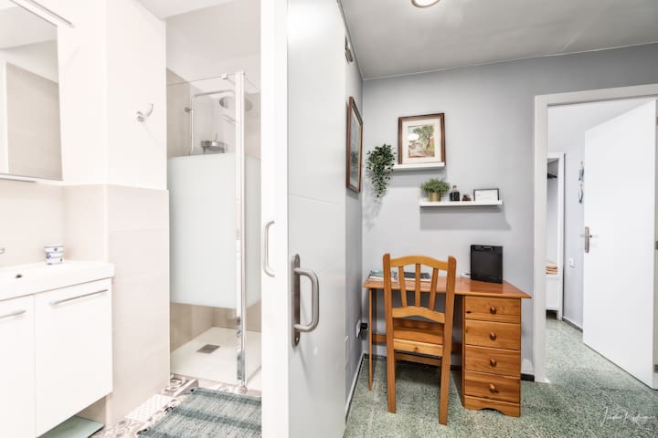 Huskalia managed Airbnb listing 3