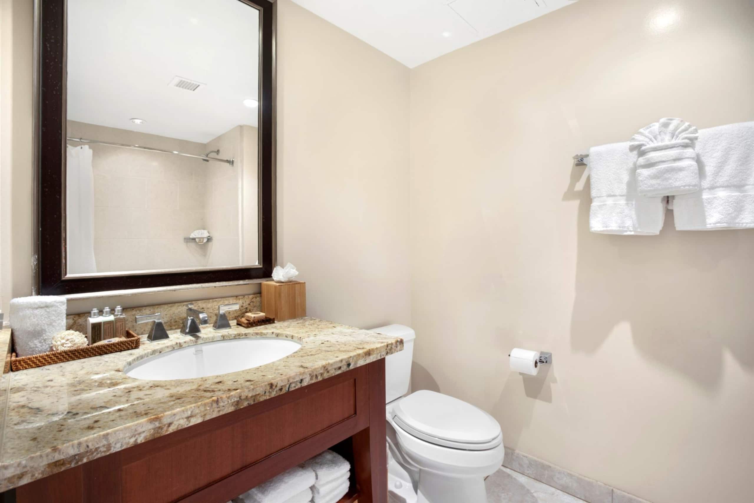 Condo in Lahaina · ★4.86 · 1 bedroom · 2 beds · 1 bath - Image 26