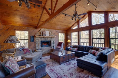 Streetman Vacation Rental w/ On-Site Lake Access!
