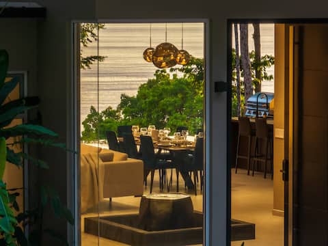 Villa Sueño- Oceanview Luxury Villa with Concierge