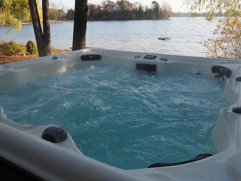 A Short's Walk - Lakefront w/ Spa & Kayaks!