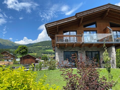 Superb chalet with private wellness