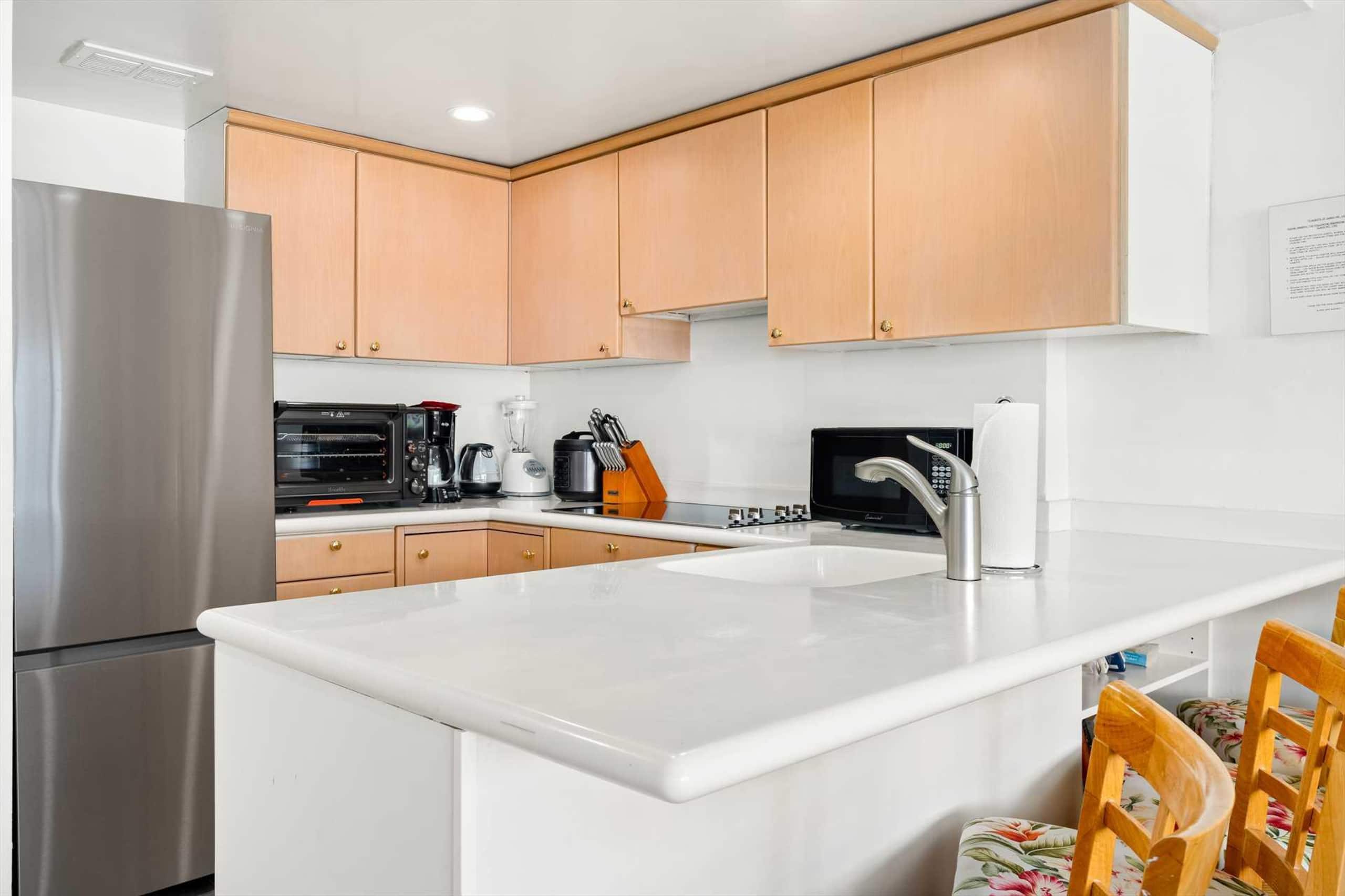 Condo in Honolulu · ★4.76 · 1 bedroom · 1 bed · 1 private bath - Image 13