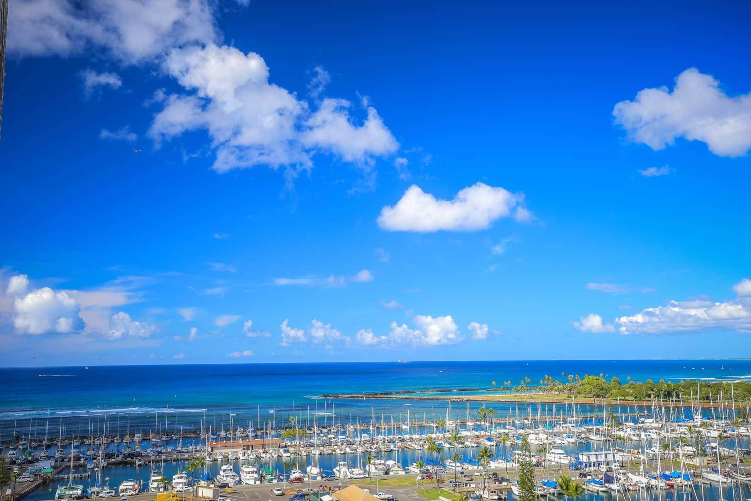 Condo in Honolulu · ★4.76 · 1 bedroom · 1 bed · 1 private bath - Image 22